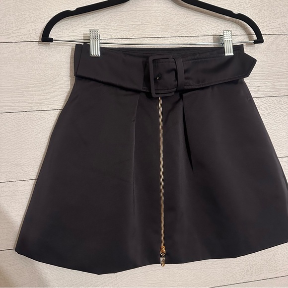 Patou Zip-up mini skirt in recycled satin - Picture 3 of 11